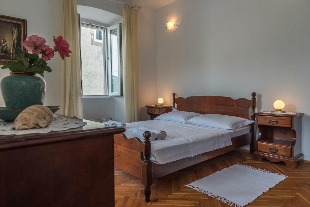 Apartment Matijas Тръстеник Екстериор снимка
