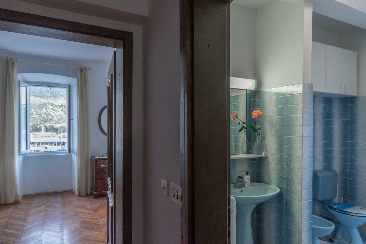 Apartment Matijas Тръстеник Екстериор снимка