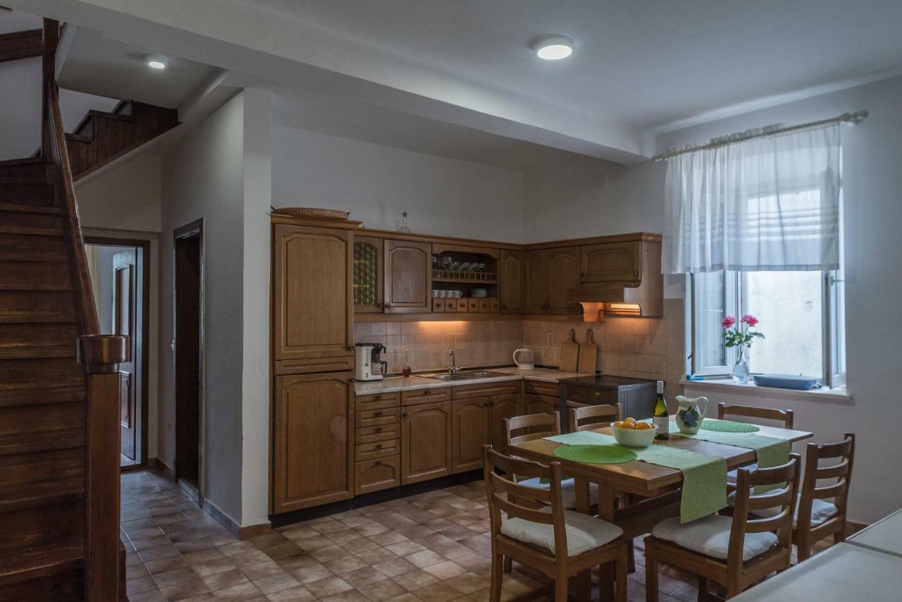 Apartment Matijas Тръстеник Екстериор снимка